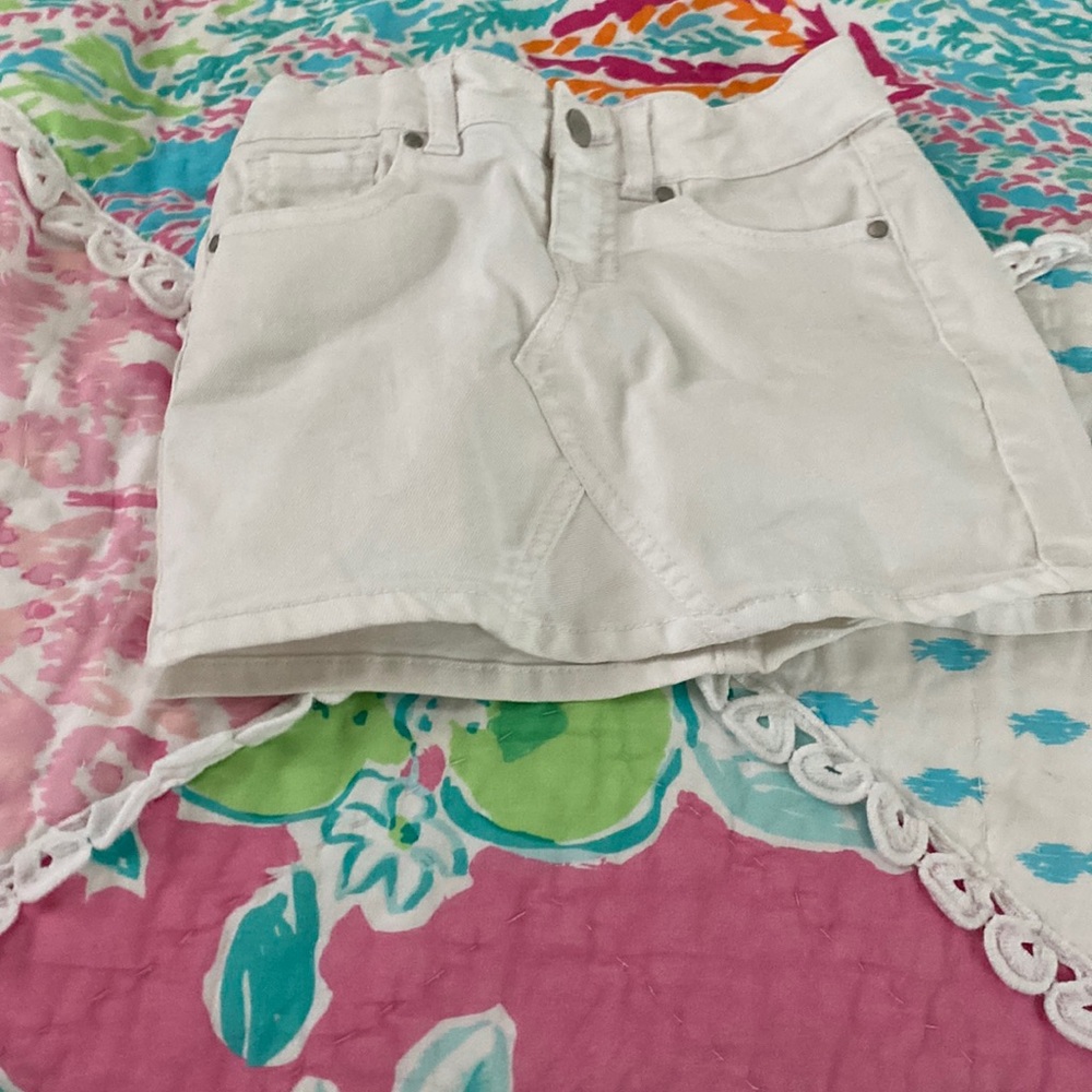 IiTTle Girl Skirt